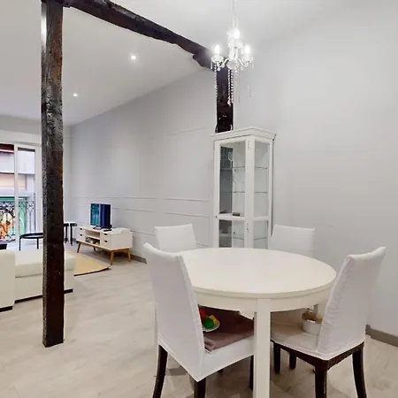Historic Center Albizuri Residence, Bright, Spacious 3br Ideal For Groups Διαμέρισμα *