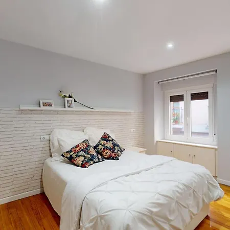 Historic Center Albizuri Residence, Bright, Spacious 3br Ideal For Groups בילבאו